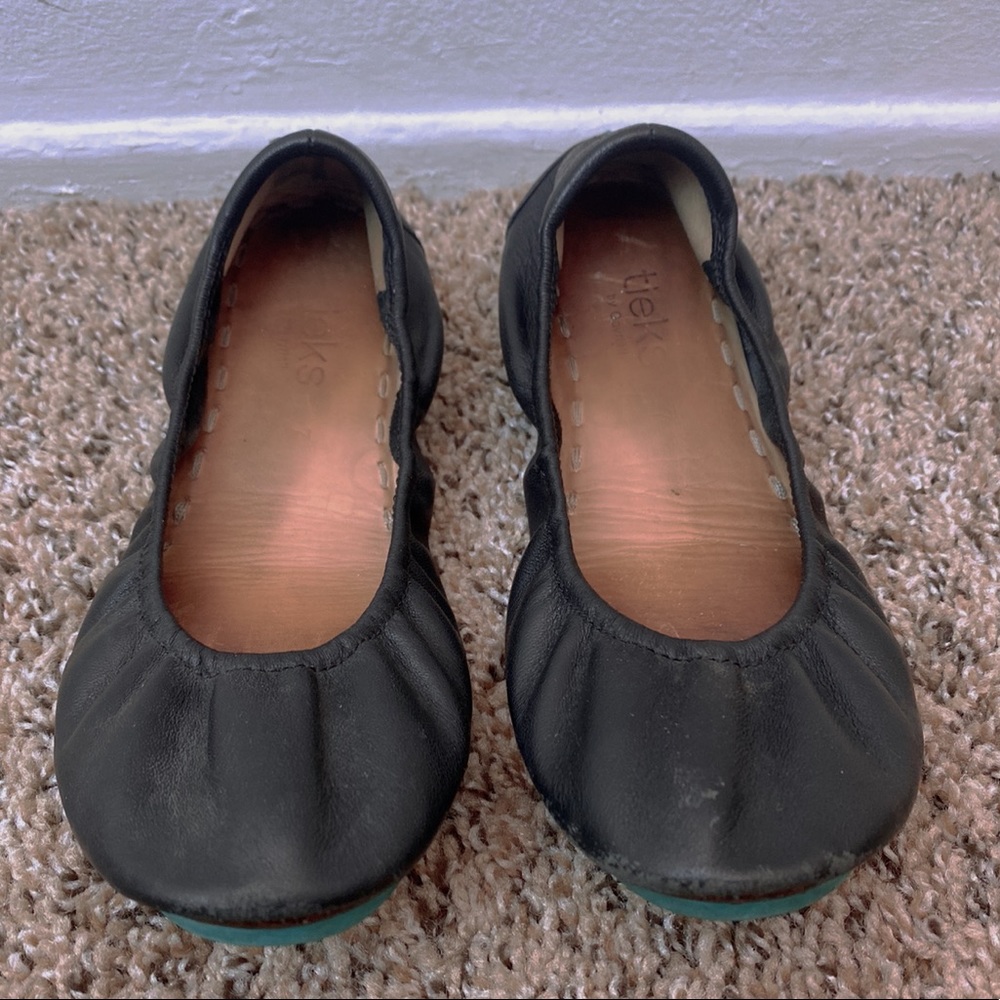 Tieks Matte Black Leather Ballet Flats